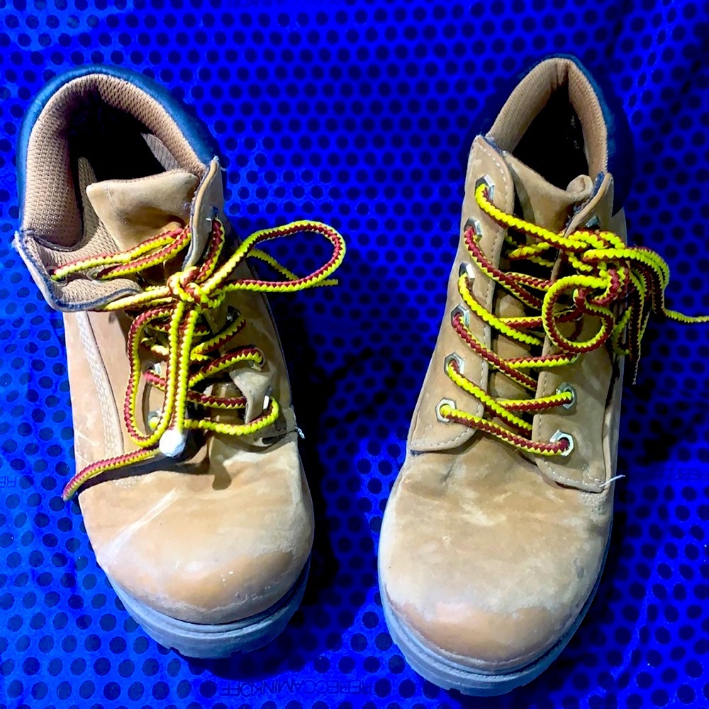 Boys work boots